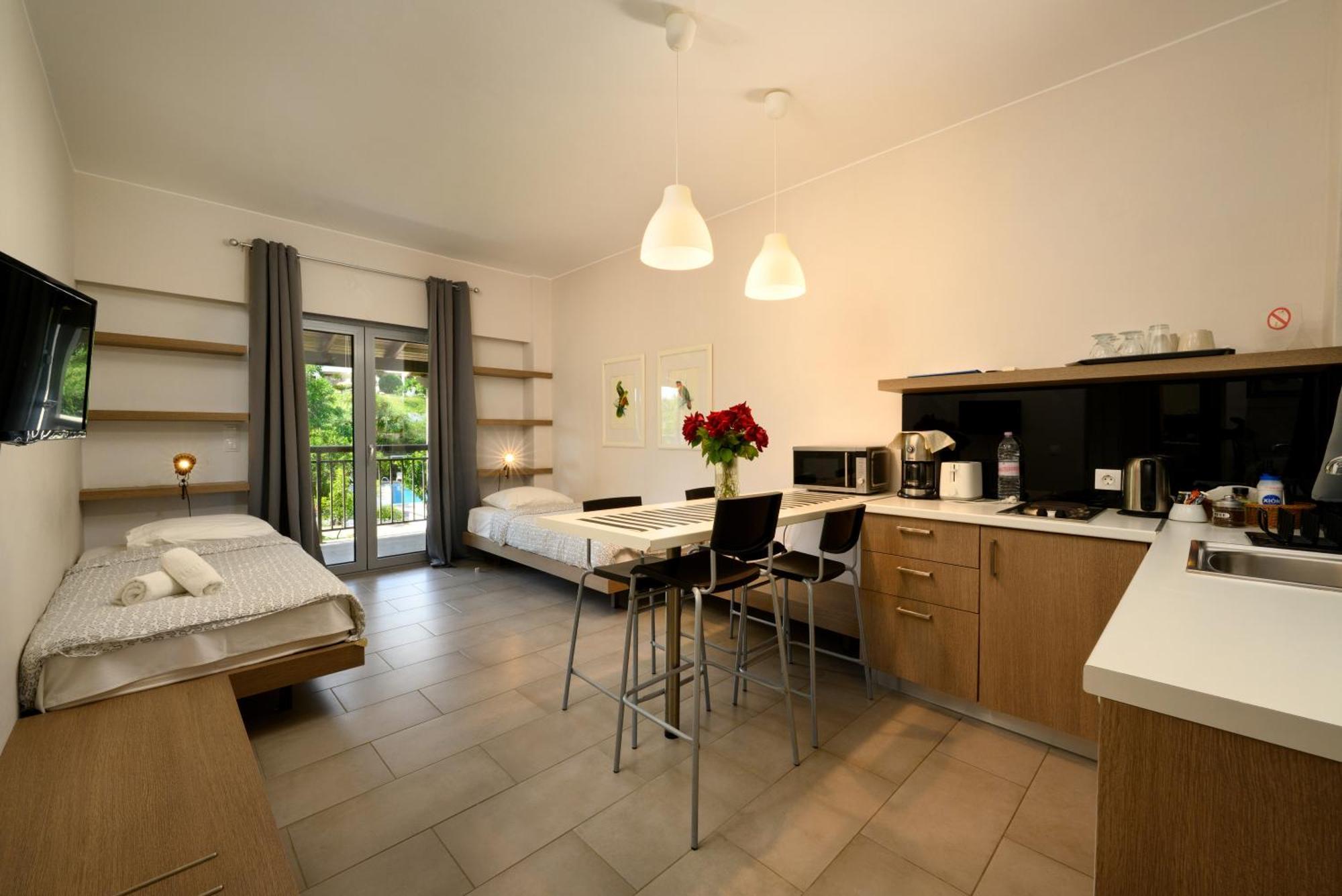 Orange Grove Suites Беніцес Екстер'єр фото