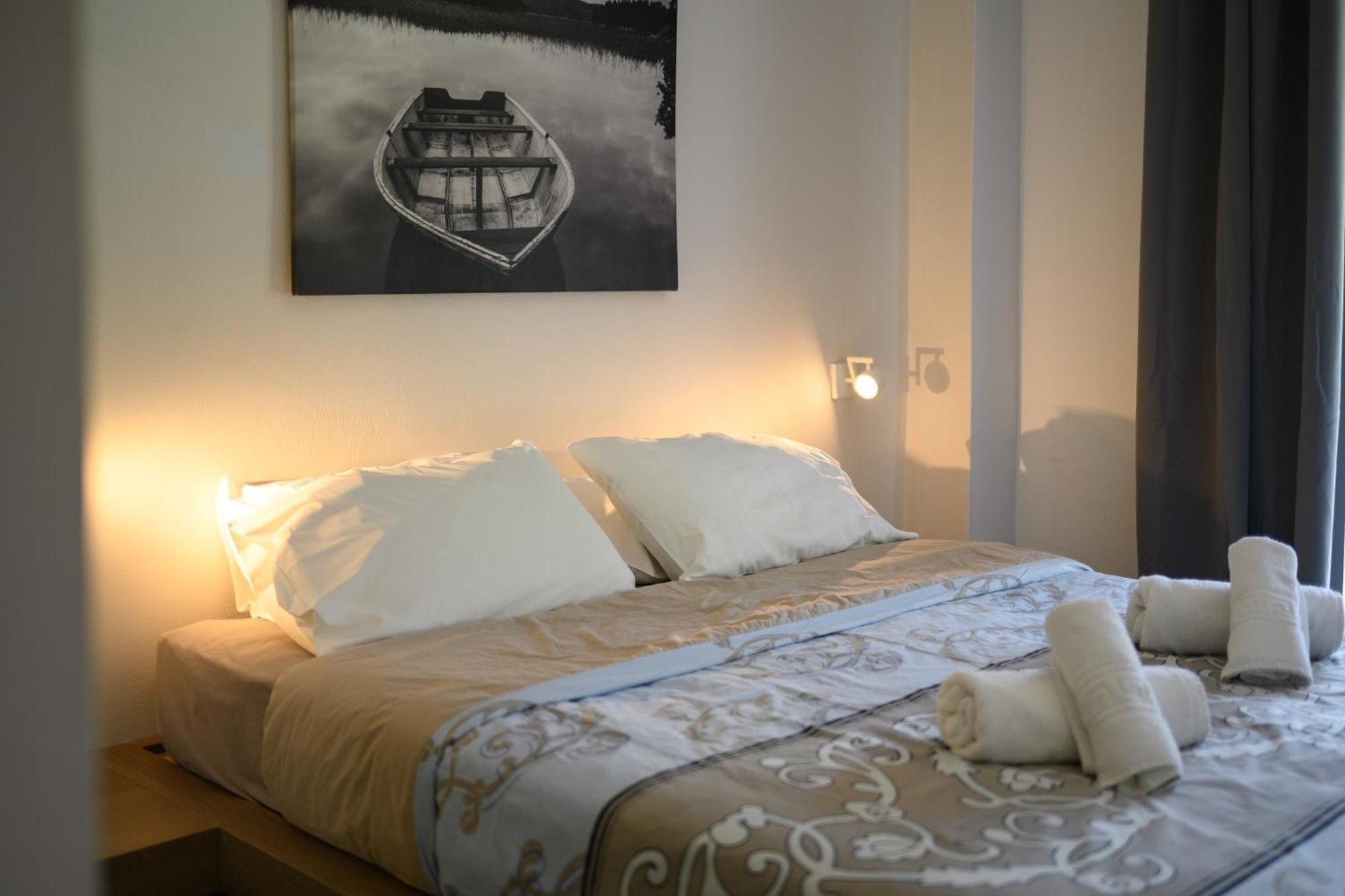 Orange Grove Suites Беніцес Екстер'єр фото
