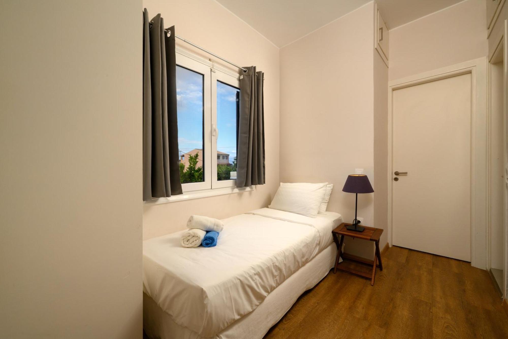 Orange Grove Suites Беніцес Екстер'єр фото