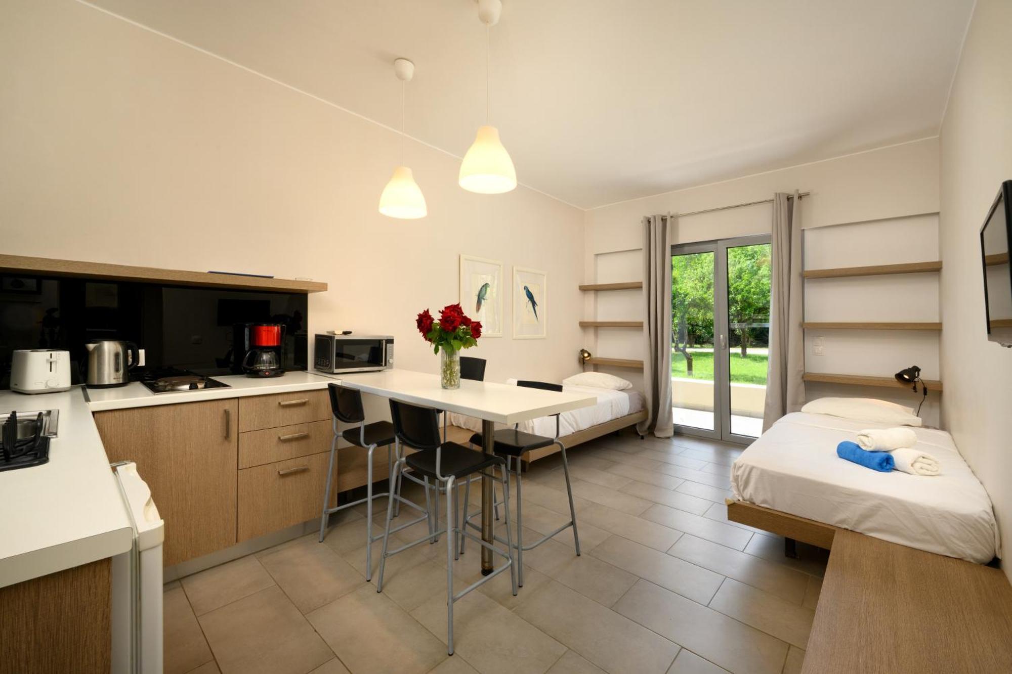 Orange Grove Suites Беніцес Екстер'єр фото